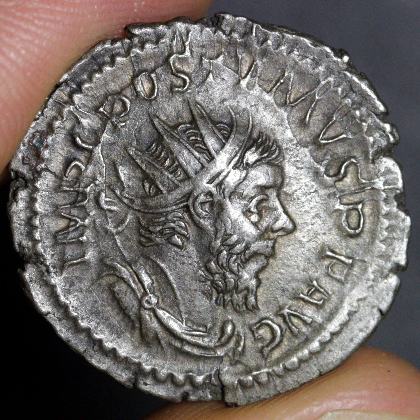 postumus antoninianus obverse