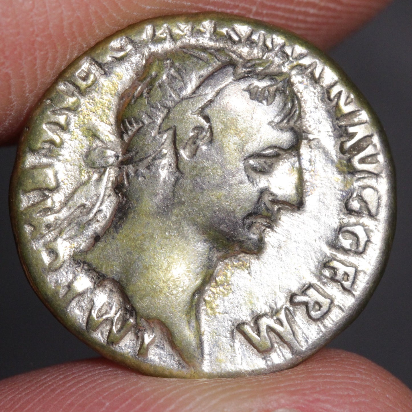 denarius coin showing portrait of trajan