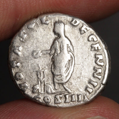 antoninus pius denarius reverse with design of antoninus pius making religious offering over altar